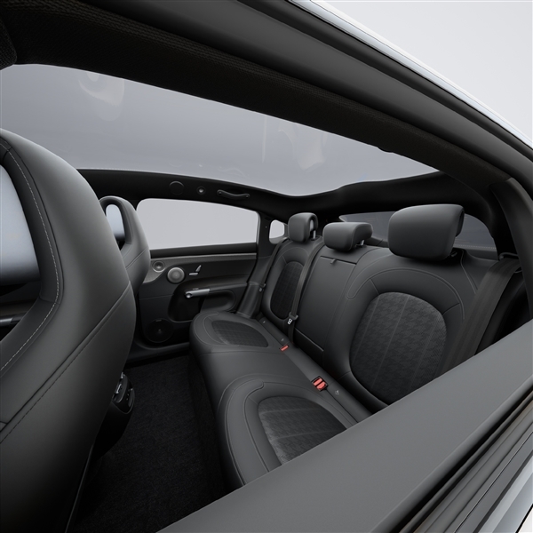 小米SU7的竞品+1!smart精灵6号内饰官图公布:浓郁奔驰味