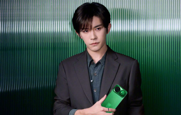 华为Pura 90系列代言人官宣：nova老朋友易烊千玺