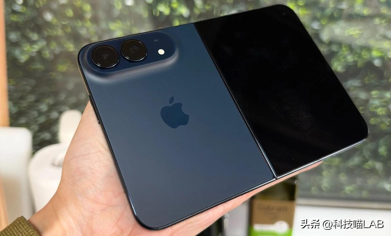 iPhone Duo破发：收购价低于官网价，整治黄牛有这两招就行