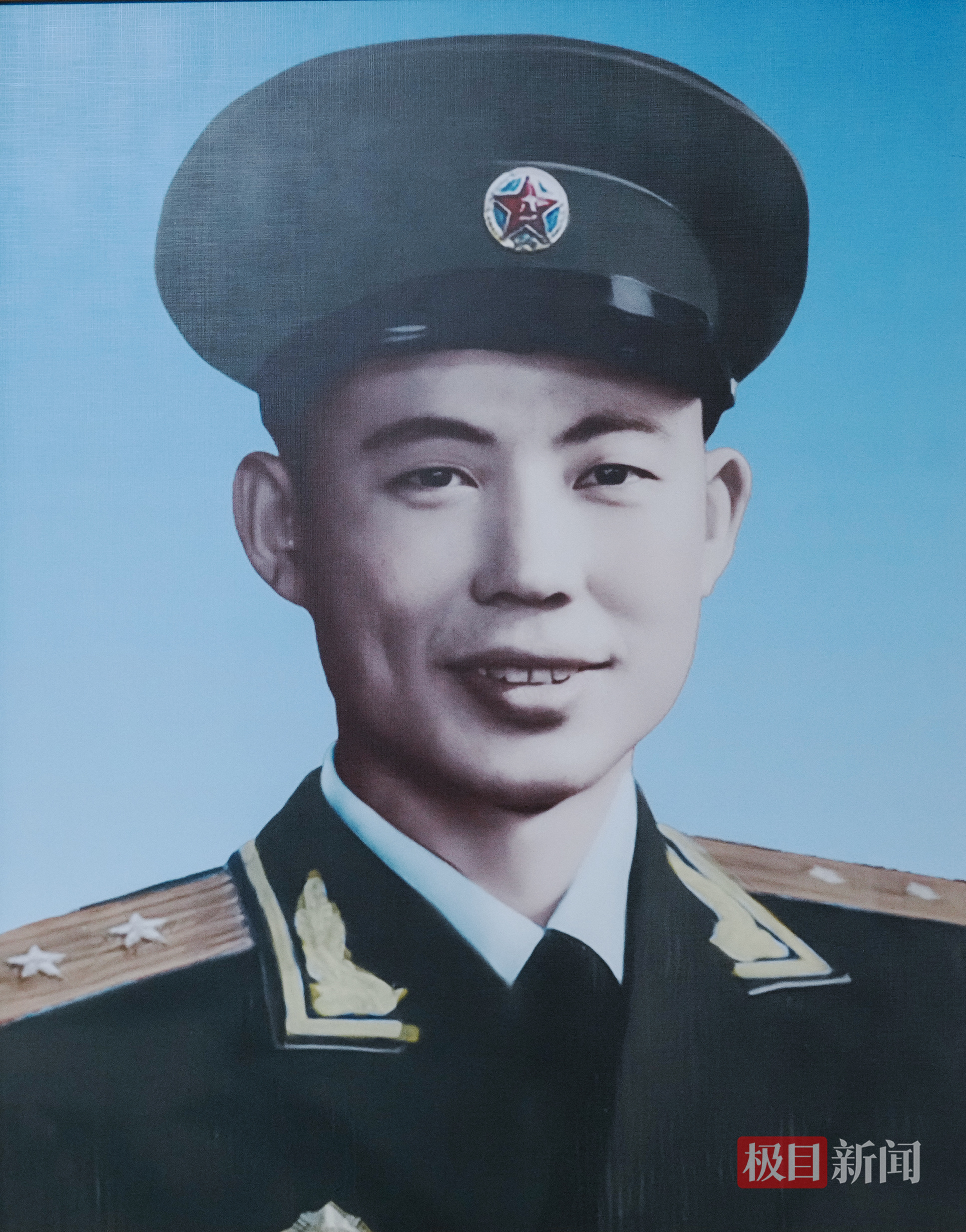 少校授衔照片.jpg