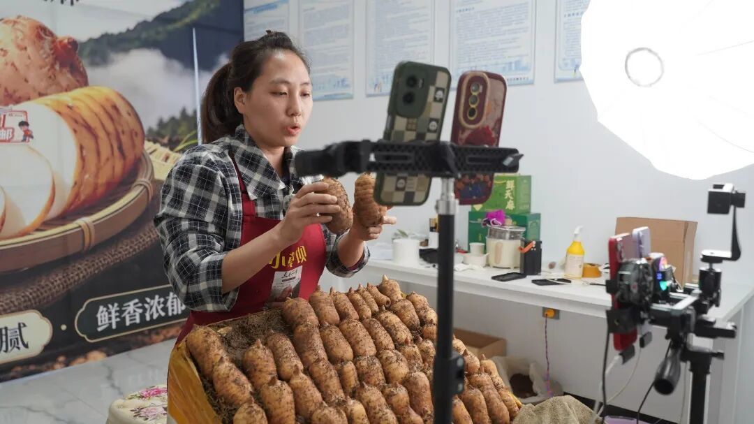 直播现场.jpg