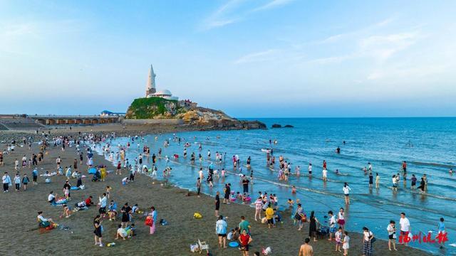 下沙海滨度假村人气火爆。