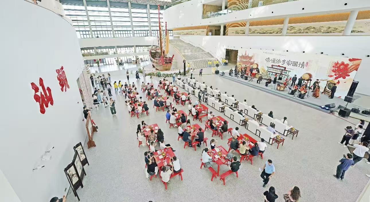 图为活动现场。方淦明摄