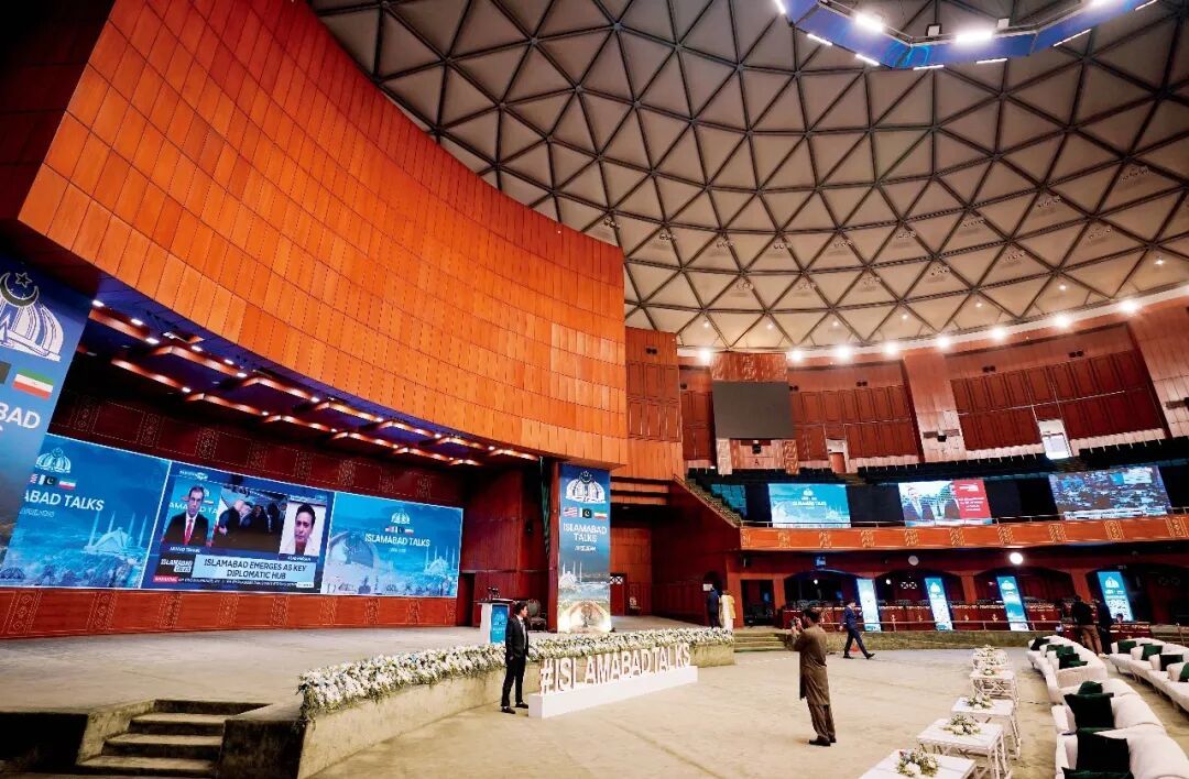 4月11日,巴基斯坦伊斯兰堡的美伊谈判新闻中心内部。图/新华