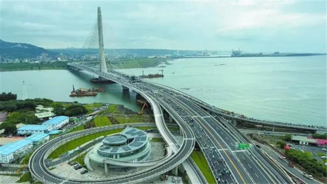 【台湾模拟“假想敌夺取八里区”之后炸毁淡江大桥和沉船封江】