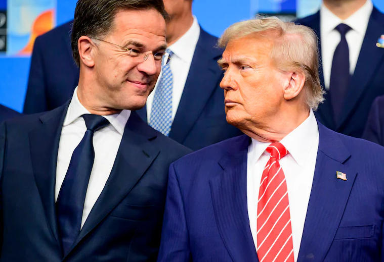 北约秘书长吕特与特朗普在北约峰会上会面