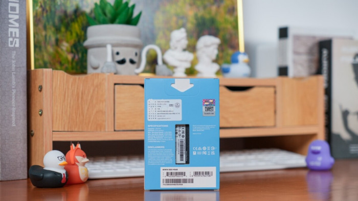 高效低温服务个人AI 佰维M560灵梭PCIe 5.0固态硬盘评测