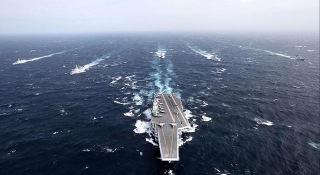 【中国海军辽宁舰编队】