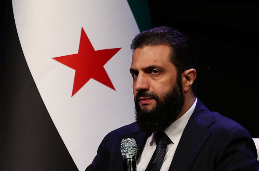 ▲2026年2月16日,叙利亚总统艾哈迈德·沙拉在叙利亚首都大马士革会议宫发表讲话(图源:路透社)