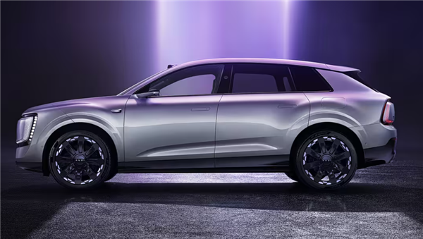 最具未来感的奥迪SUV来了！E7X量产版实车曝光：最大续航751km