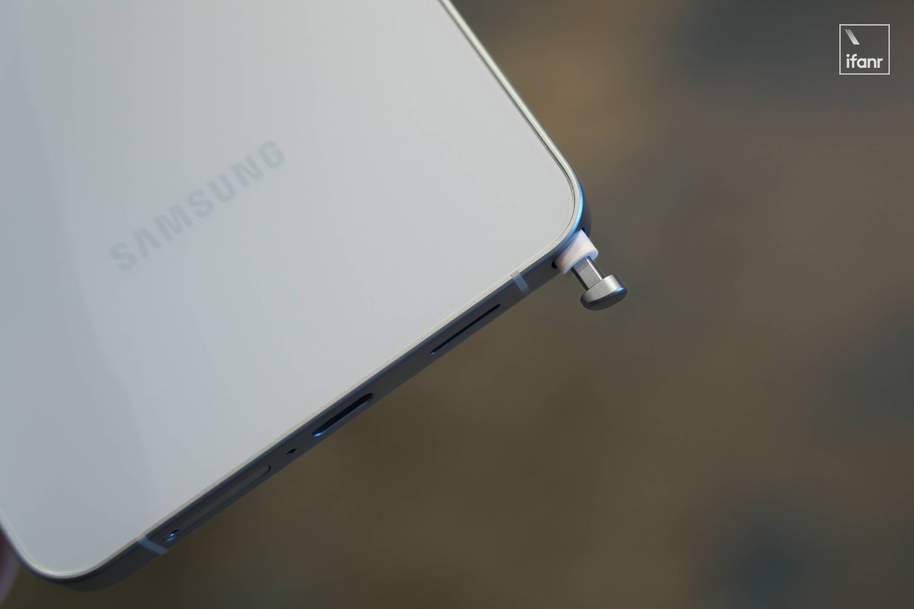 三星 Galaxy S26 系列发布:6999 元起!AI 很聪明,防窥接地气