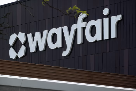 Wayfair 一季度亏损有所收窄，但表示今年以来家具行业整体经营环境承压。