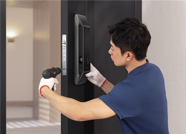 国补价2124元起！华为智能门锁2 Pro悦享版开启预约：3D人脸识别 0.8秒解锁