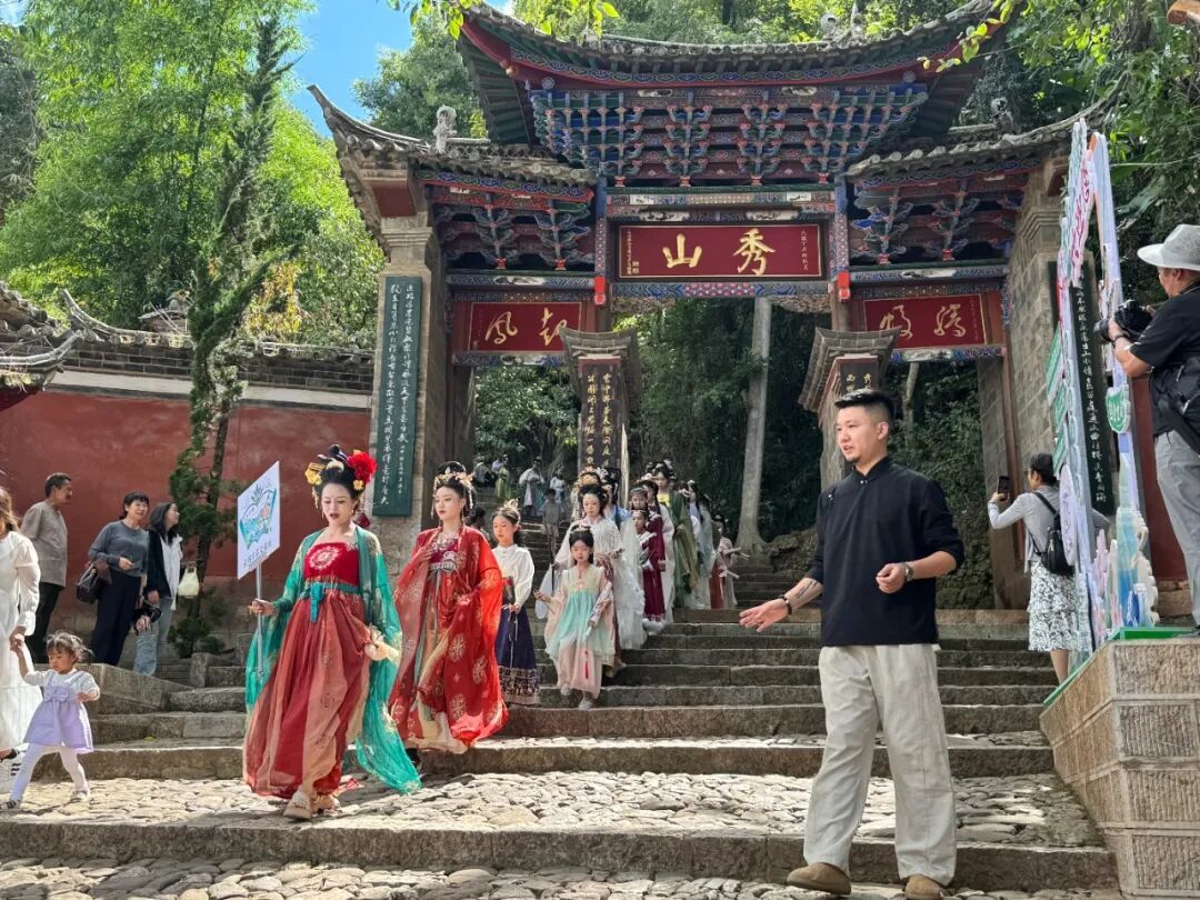 微信图片_20261005103341_7_121.jpg