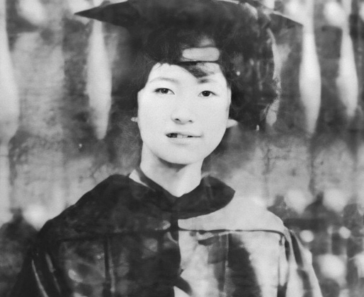 林徽因是这一代未获学位(只获得了美术学位)中国人中已知唯一完全满足毕业要求、纯粹被美国性别歧视坑了的人。以前网上好美化民国学界“留洋不重文凭”,但更现实的一种可能是,若严格按外方毕业标准,大多数“民国海归”都只是不同国学水平的方鸿渐