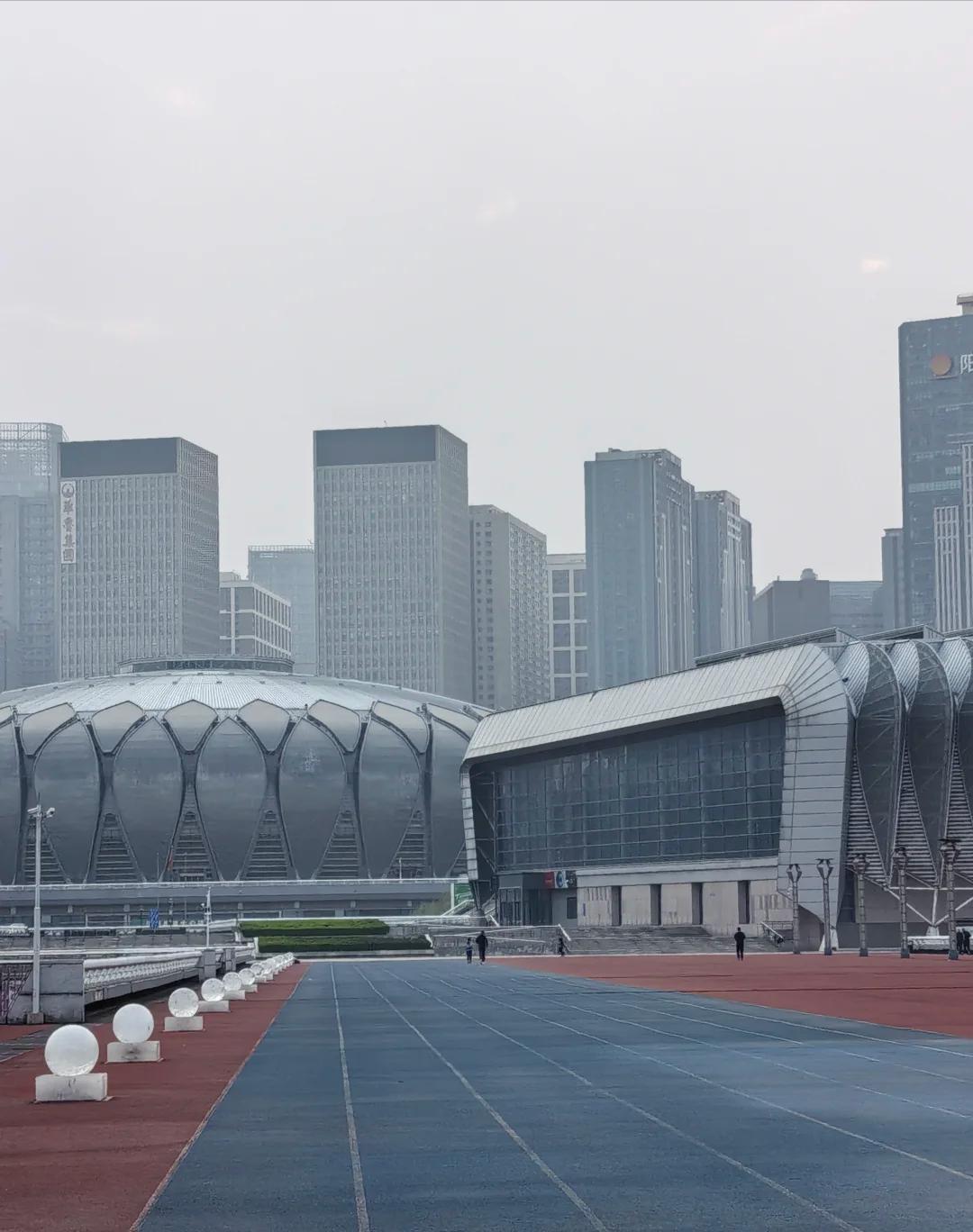 楼市大局已定!是“继续观望”还是“抓紧买房”?4个建议送给你 ——凤凰网房产广州