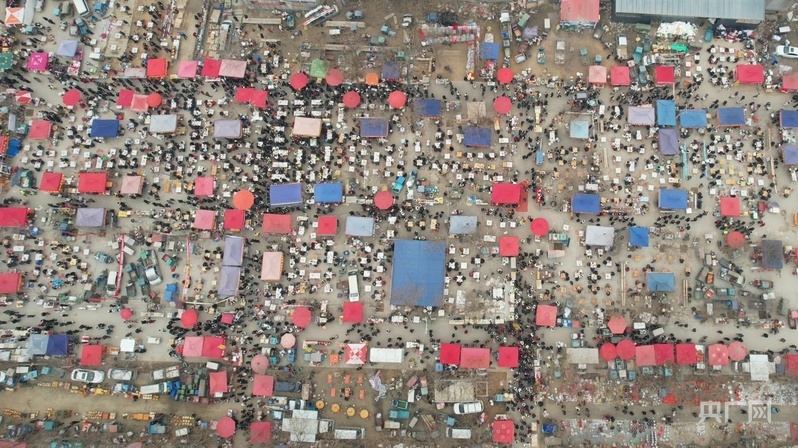 洧川大集航拍图（央广网记者 郝振青 摄）