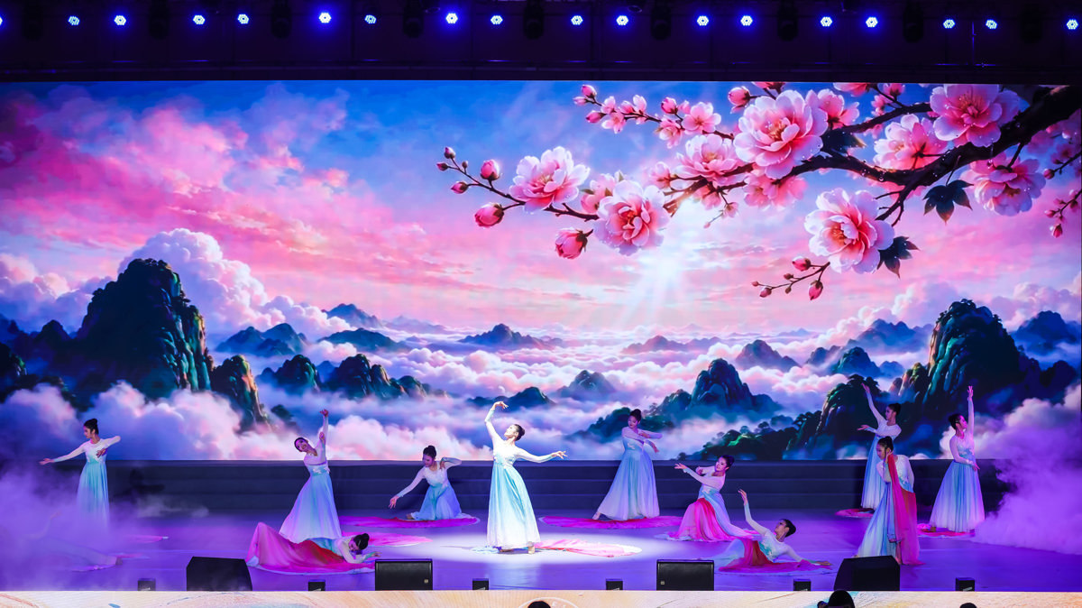 芙蓉似锦满城花.jpg