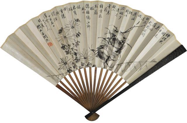 近代 闵熙《秋菊螃蟹图》成扇 杭州工艺美术博物馆藏