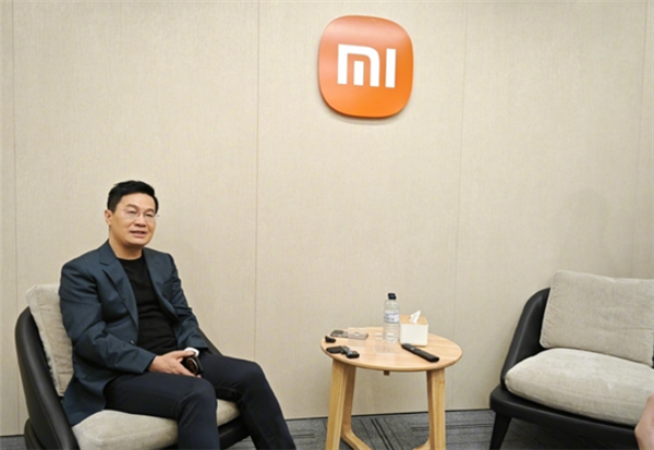 卢伟冰回应小米手机为何还没涨价：小米产品很多元化 内存压力暂时可以自己去扛