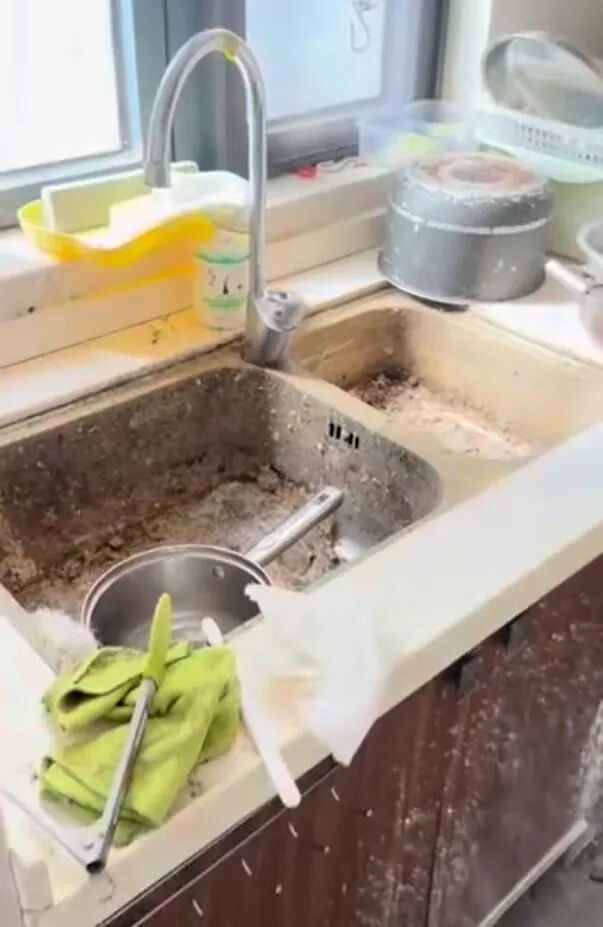男孩独居的出租屋 图/视频截图