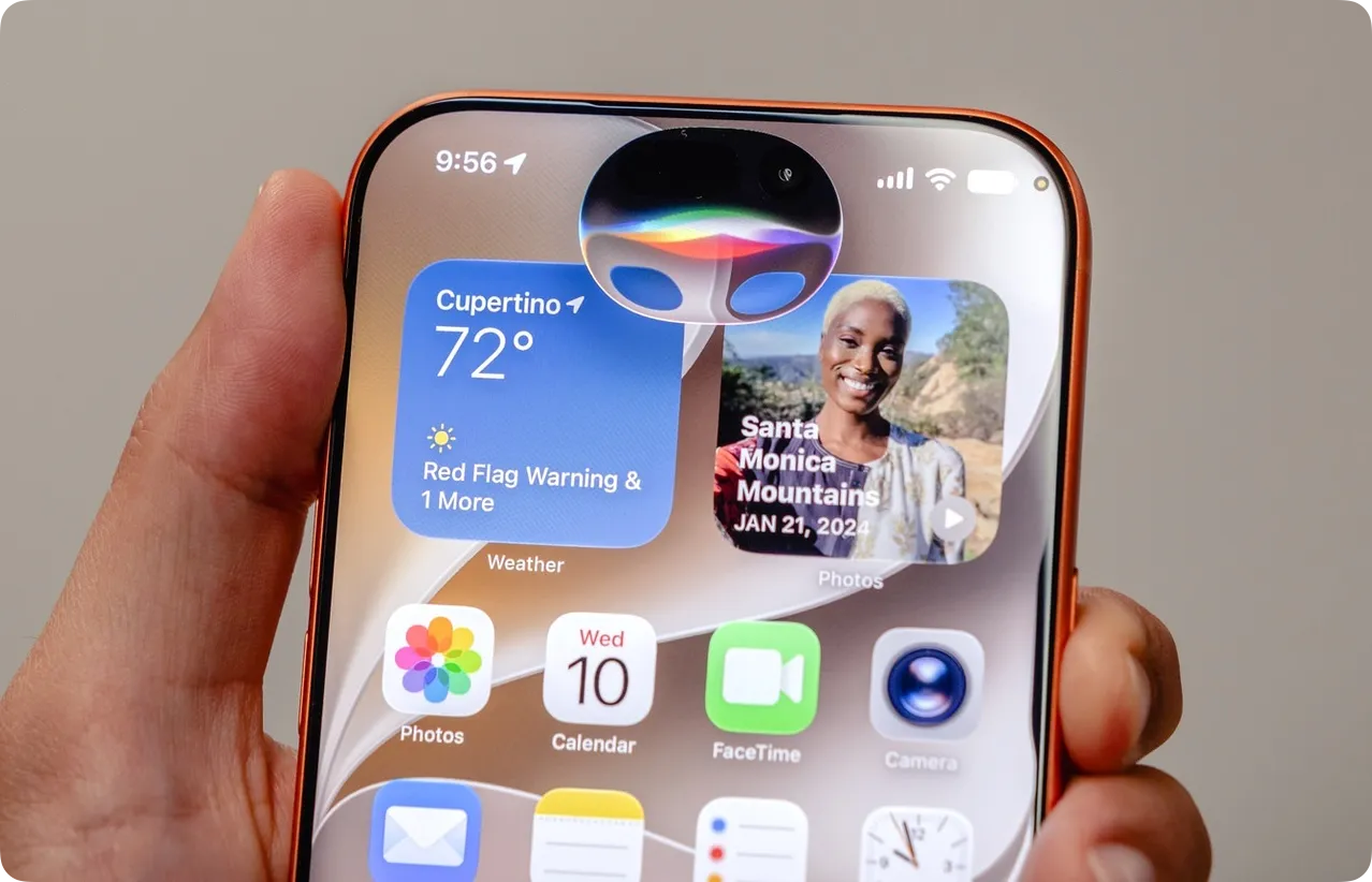 苹果这块 AI 屏幕,想让 Siri 接管你家的一切