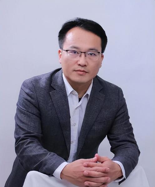 张克宾，山东大学易学与中国古代哲学研究中心教授