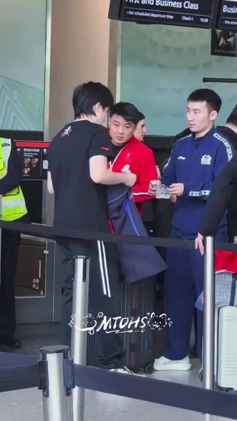 王楚钦憨厚家里当今应该有好多国度的货币吧