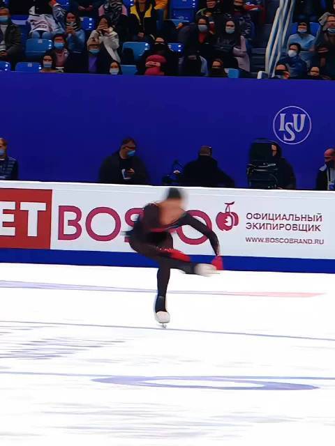 “一旦她上冰，似乎场上就没有别人了…” 花样滑冰｜瓦利耶娃