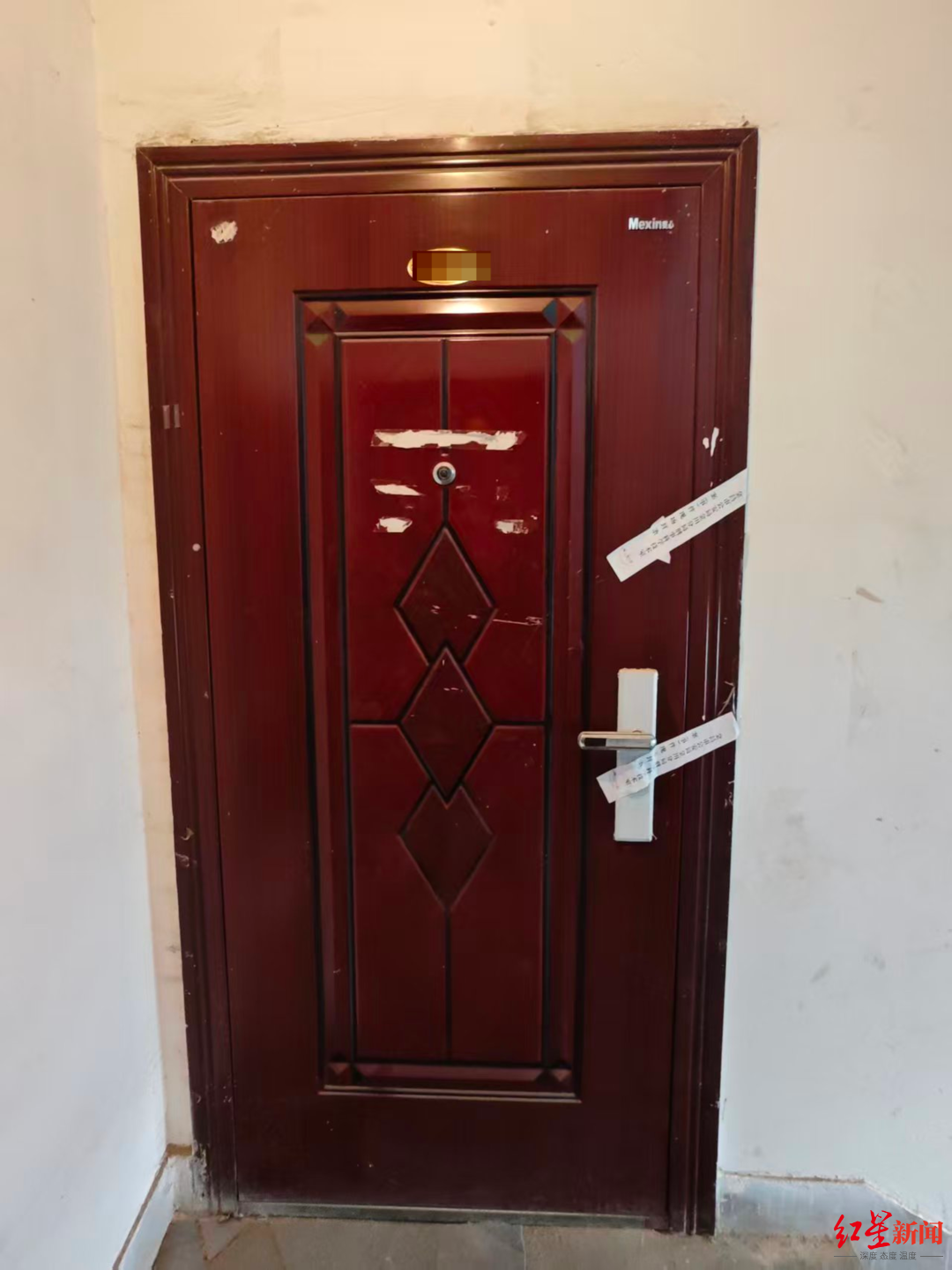 ▲案发现场至今还贴着封条