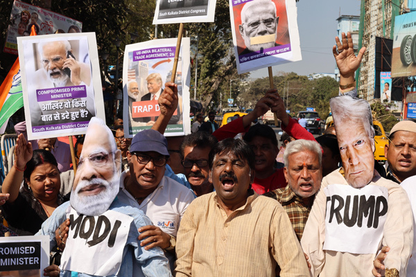 当地时间2026年2月10日，印度加尔各答，活动认识集会抗议，反对印美临时贸易协议。 IC photo