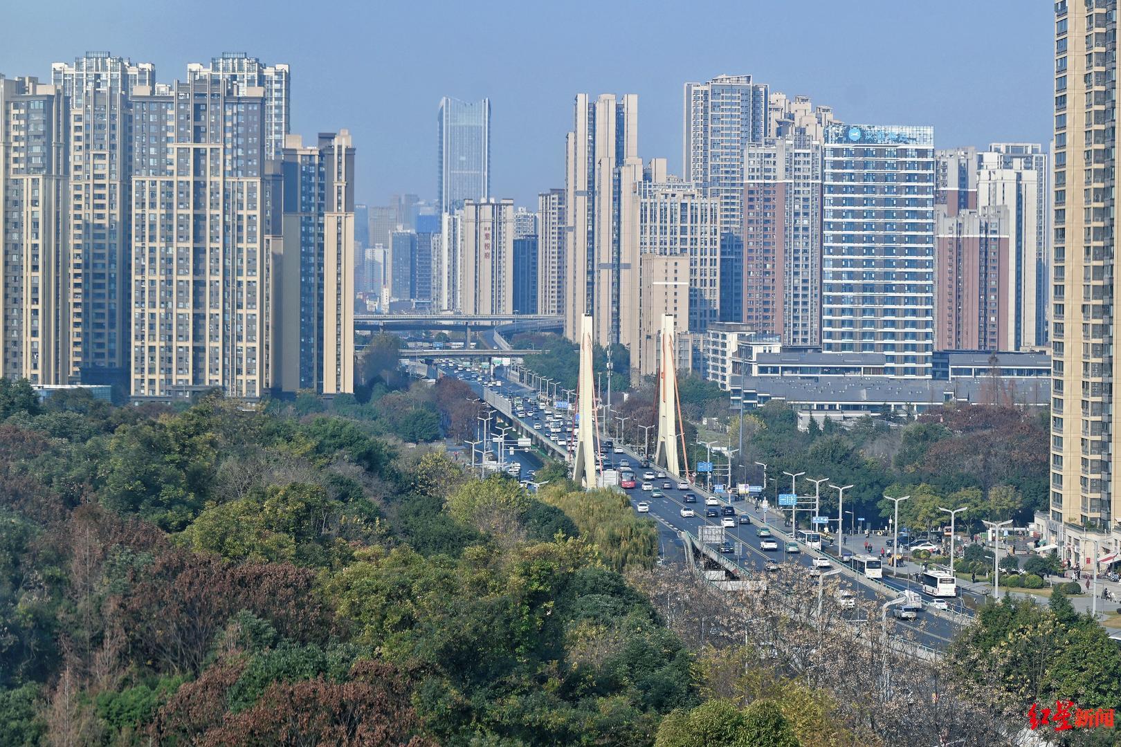 城市街道.jpg