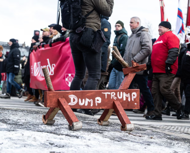 一月份哥本哈根的示威者。(图源:英国《卫报》)