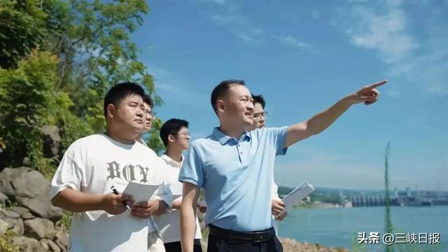 “荆楚好老师”石小涛教授十六年如一日深耕鱼类保护,牵头攻克鱼道过鱼行业难题,成果获湖北省科技进步奖一等奖。三峡大学供图