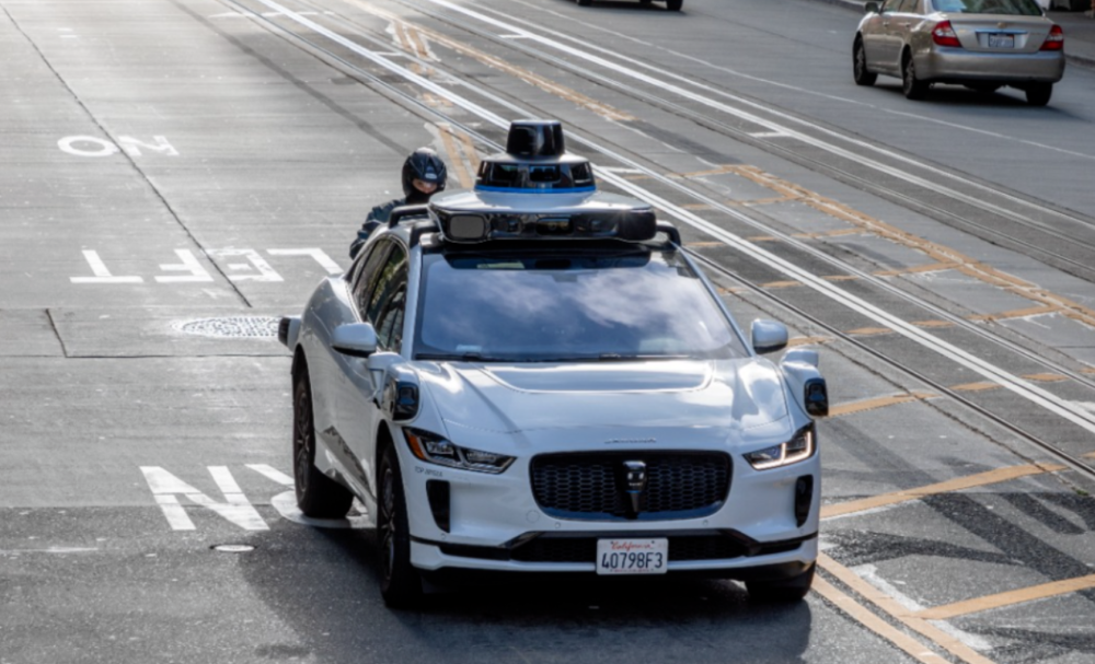 马斯克的“地下隧道”扩容!全新站点投入使用,连通赌城新地标