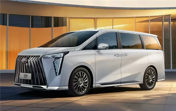 22.98万元起!2026款传祺M8 HEV开启预售:搭2.0T混动系统