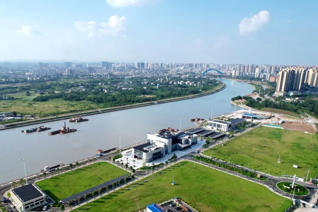2026年建成的钦州水上综合服务区。