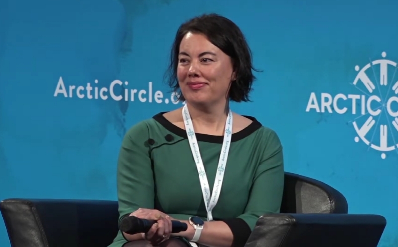 娜雅·纳塔尼尔森 视频截图