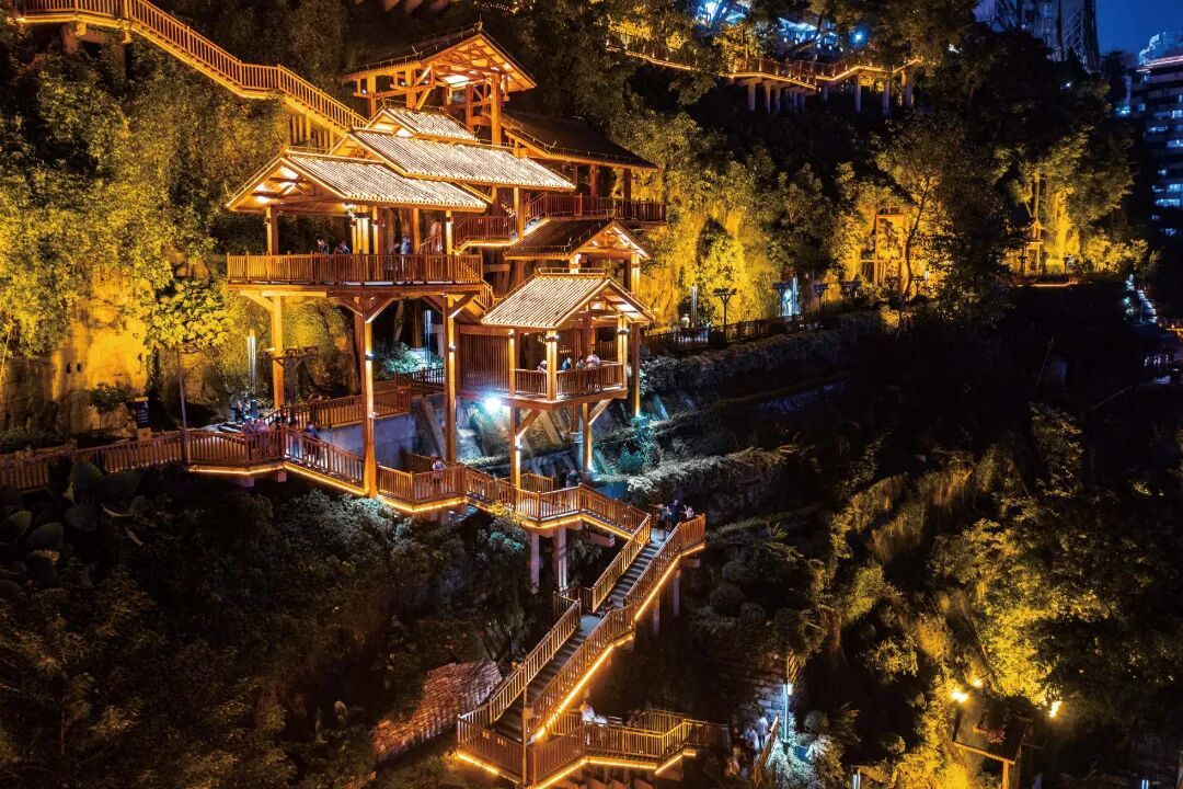 00292-张坤琨-戴家巷临崖步道.jpg