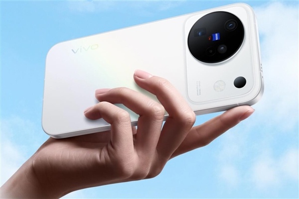 大内存党狂喜！vivo X500新增16GB+512GB版本：6499元