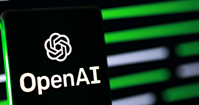 软硬件王人要搞，瞻望2028年上市 OpenAI也要搞“豆包手机”？