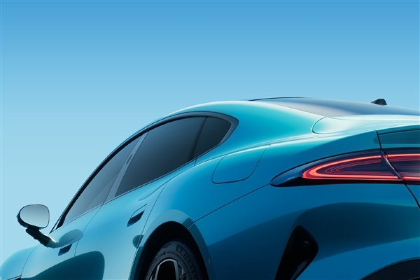 小米女车主都有一个共同特点！雷军：祝所有女车主节日快乐