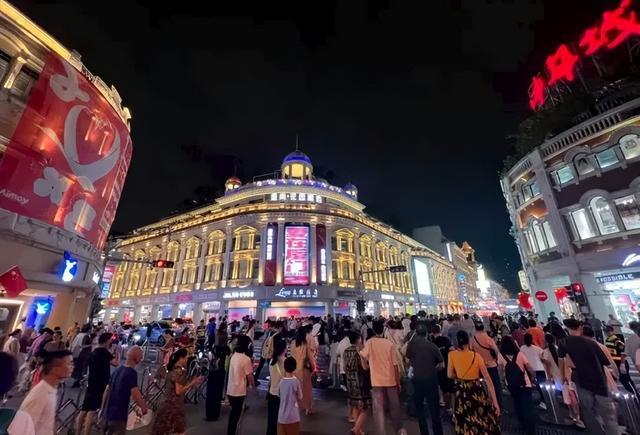 图源:厦门市中山路步行街