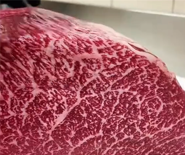 救命!你的肌肉里可能正在长“雪花肥牛”