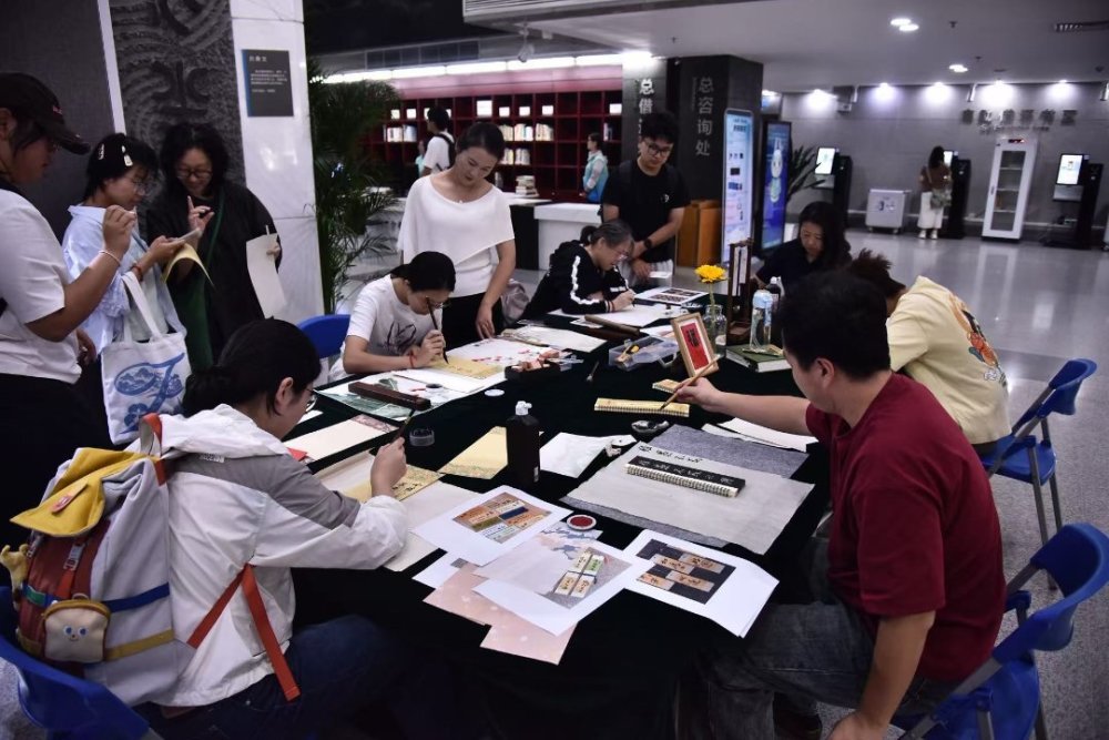 北京师范大学图书馆古籍系列活动现场。北京师范大学供图