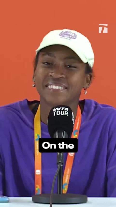 高芙再现“小品发言”：我可不念念让斯瓦泰克当我的爸爸