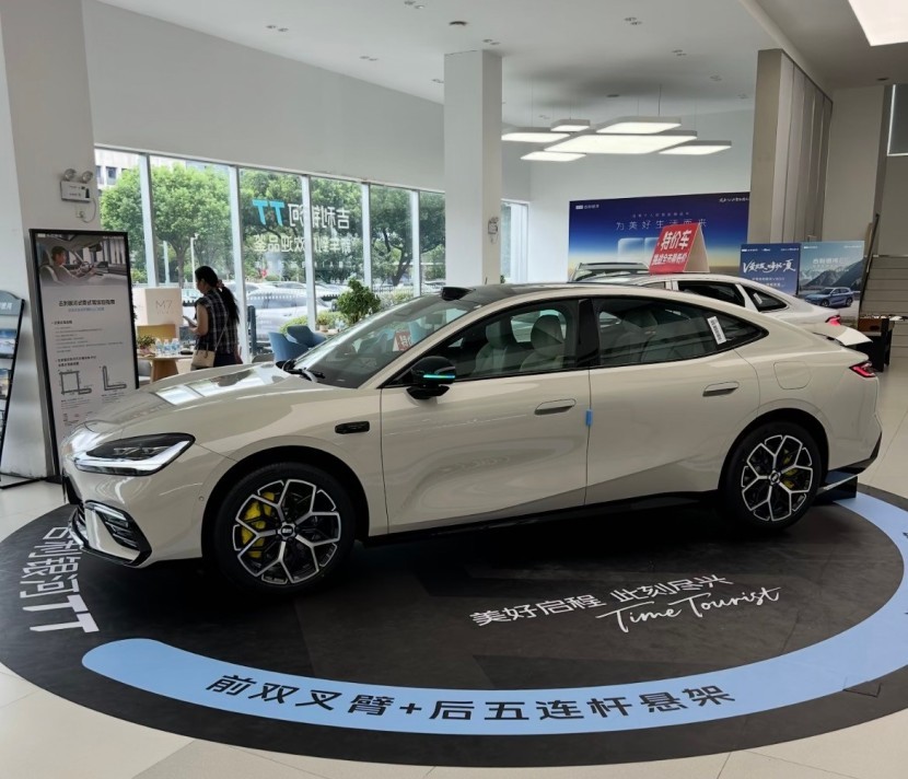 预算15万看了两个月车，最后被银河TT拿下