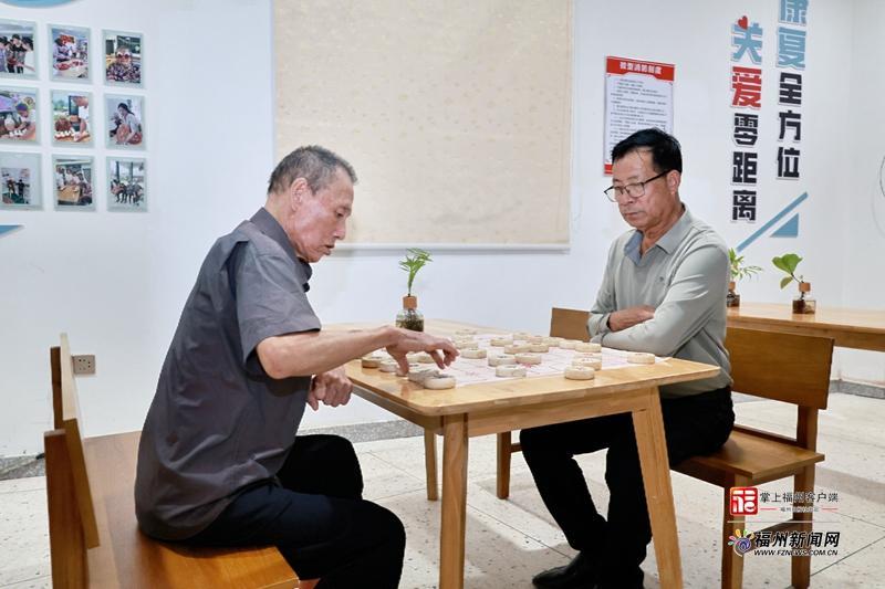 县在发生｜荒了10年的乡村小学，如今成了老人的“新家”