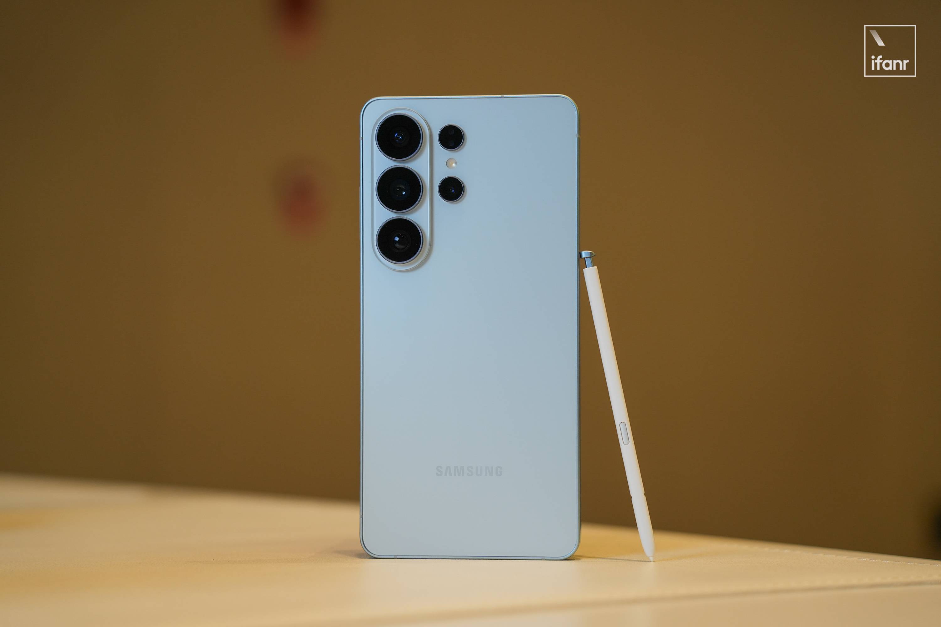 三星 Galaxy S26 系列发布:6999 元起!AI 很聪明,防窥接地气