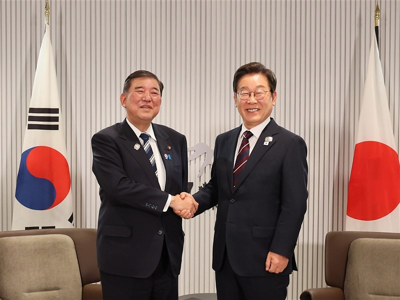 ◆2025年8月23日,李在明访问日本,与时任日本首相石破茂会面。